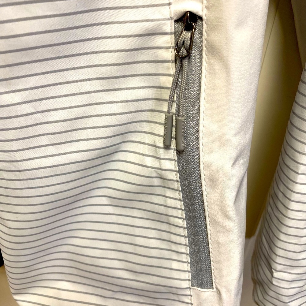 Shirt - Picture 2 of 7